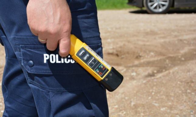 21-latek miał 3 promile alkoholu w organizmie i zakaz prowadzenia pojazdów