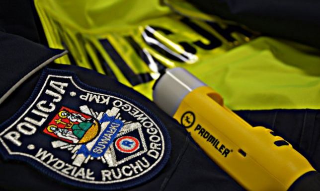 Suwalscy policjanci wyeliminowali z ruchu drogowego dwóch nietrzeźwych kierowców