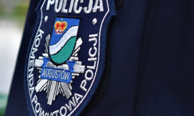 Nieletni pobili 10-latka. Chłopiec trafił do szpitala 12, 10 i 9-latek od dłuższego czasu dokuczali chłopcu