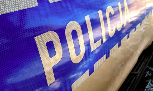 Policjanci z Suwałk zatrzymali nietrzeźwego kierowcę hondy, który próbował uciec