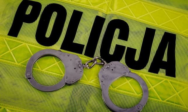 Suwalscy policjanci zatrzymali dwóch podejrzanych o pobicie