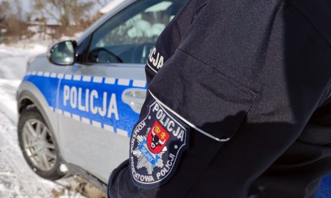 Poszukiwany wpadł, bo nie miał na twarzy maseczki Wpadł 58-latek poszukiwany do odbycia kary za jazdę w stanie nietrzeźwości