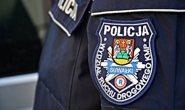 Pijana kobieta tańczyła przy drodze krajowej numer 8