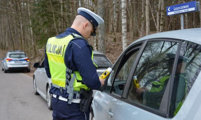 Policjanci z drogówki zwracali szczególną uwagę na prędkość