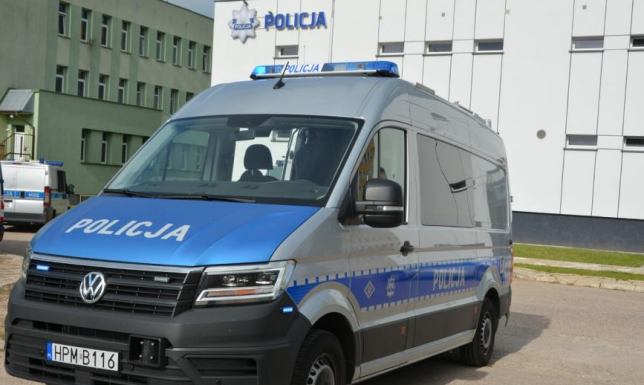 21-letni kierujący BMW próbował swoich sił w drifcie