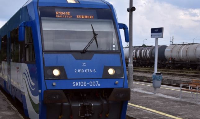  komunikacja zastępcza ze względu na prowadzone prace torowe