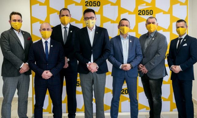 Adam Ołowniku, radny z klubu „Łączą nas Suwałki” w ruchu Szymona Hołowni 