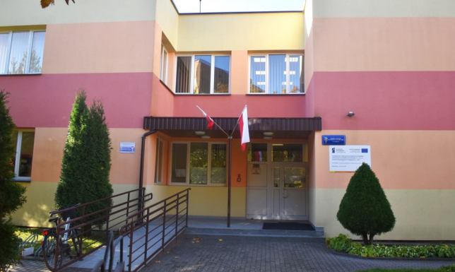 temat przeniesienia Poradni Psychologiczno-Pedagogicznej  w Suwałkach