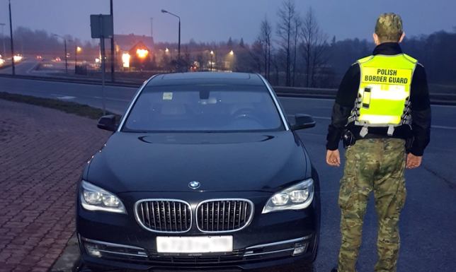 Skradzione BMW odzyskane w Budzisku Skradzione BMW odzyskane w Budzisku