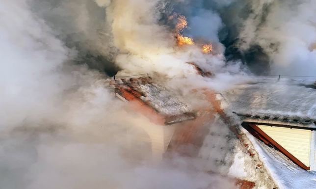pożar hotelu Amber Bay przy ulicy Turystycznej w Augustowie 