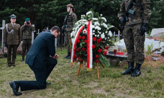 Premier uczestniczył w obchodach 77. rocznicy Obławy Augustowskiej 77. rocznicę ludobójstwa na ziemi augustowskiej, sejneńskiej, sokólskiej, suwalskiej