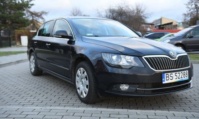 Ratusz ogłosił przetarg na sprzedaż samochodu osobowego marki Skoda