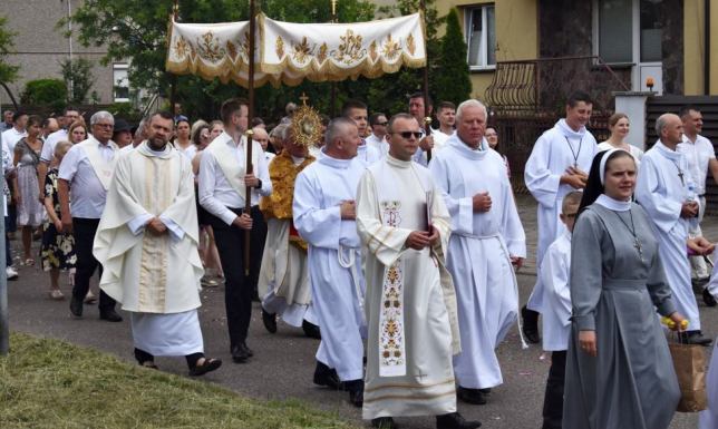 Boże Ciało - procesje ulicami Suwałk