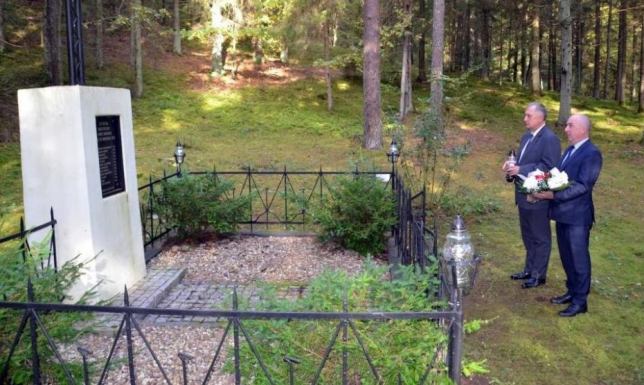 78. rocznica rozstrzelania przez gestapo 12 Polaków w pobliżu wsi Prudziszki  29 września 1943 r. żandarmi niemieccy rozstrzelali w lesie Tabory koło wsi Prudziszki 12 Polaków