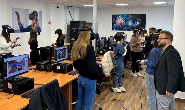 Całkowicie bezpłatne studia blisko domu? Trwa II tura rekrutacji na studia w Państwowej Uczelni Zawodowej w Suwałkach