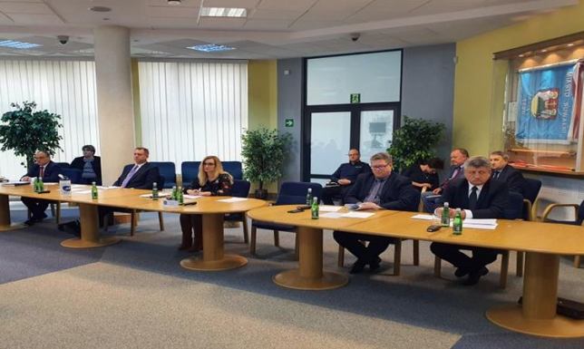 Radni apelują o kolejne ułatwienia dla mieszkańców i przedsiębiorców