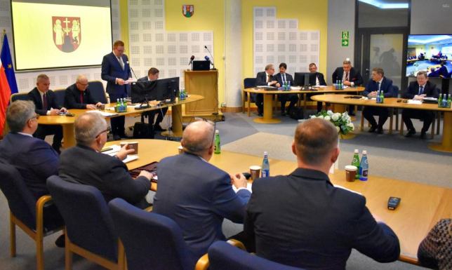 obniżenie wskaźników procentowych określających wysokość dodatku mieszkaniowego