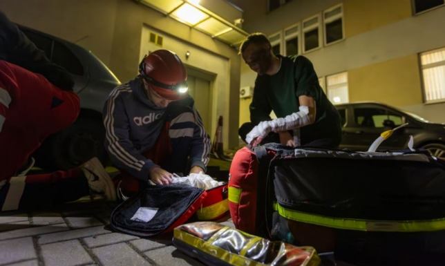 Ratownictwo nocą w wykonaniu studentów Państwowej Uczelni Zawodowej