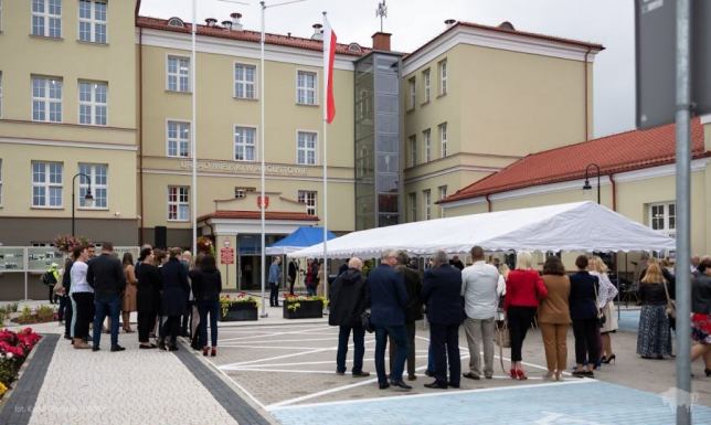 Nowa siedziba Urzędu Miejskiego w Augustowie oficjalnie otwarta UM Augustów, oficjalne otwarcie