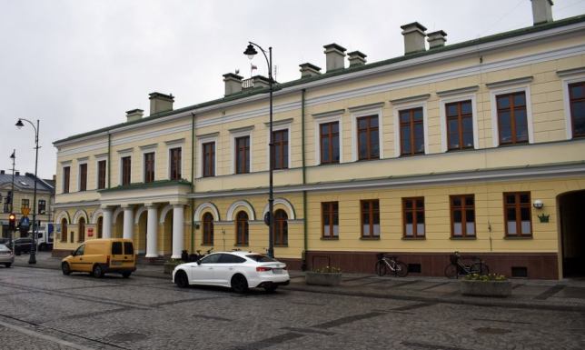 rezygnacja z pracy podinspektora w Wydziale Spraw Społecznych i Zdrowia