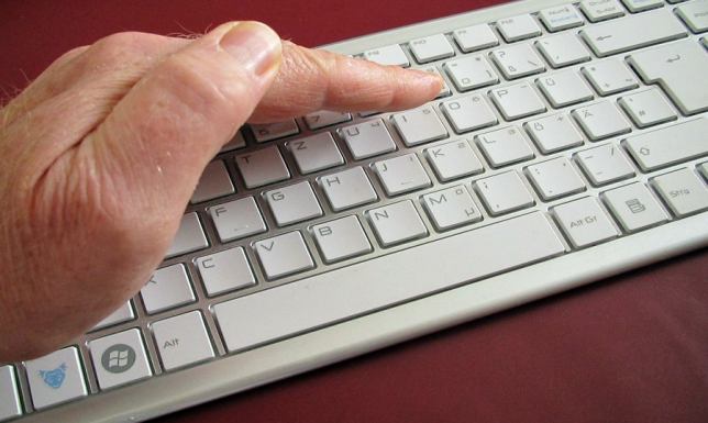44-letnia mieszkanka powiatu sejneńskiego oszukana na 170 tys. zł.  Kolejne oszustwo metodą "na zdalny pulpit"