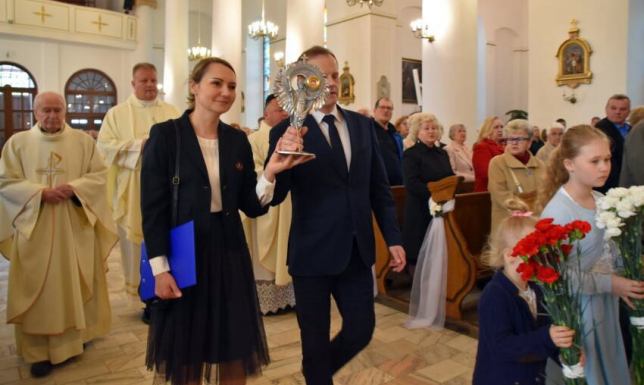 Wprowadzenie relikwie I stopnia – ex ossibus – Świętego Andrzeja Boboli