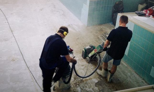 prace remontowe, basen treningowy w suwalskim Aquaparku