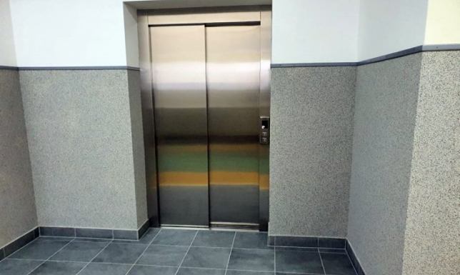 Remont w SP2 - ułatwienia dla niepełnosprawnych inwestycja dostosowująca obiekt do potrzeb uczniów niepełnosprawnych