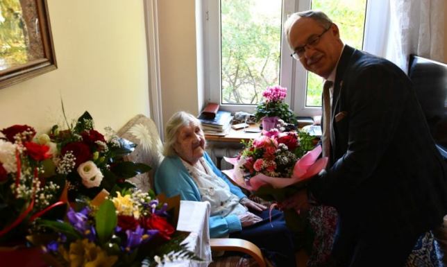 Setne urodziny obchodziła we wtorek (10.100 ) Pani Maria Butkiewicz z Suwałk