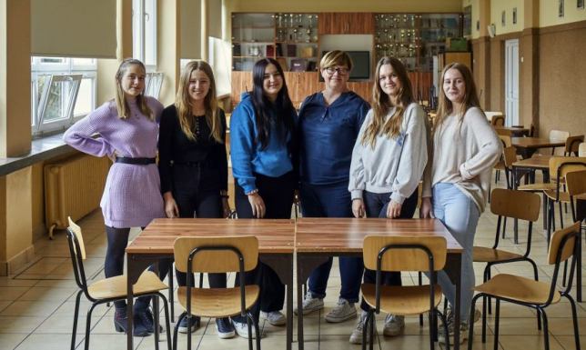 Pomagamy jak umiemy już 6 lat Pomagamy jak umiemy już 6 lat