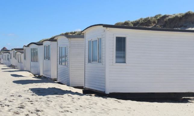 Budowa i materiały używane w domkach angielskich - tradycja a nowoczesność