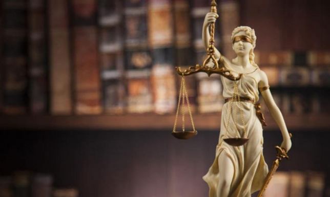 Aresztowanie podejrzanego o posiadanie i rozpowszechnianie pornografii dziecięcej  zatrzymali na początku marca 23-letniego mieszkańca Ełku