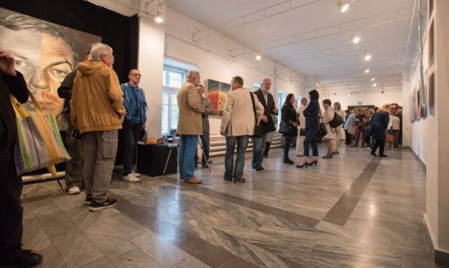 V Suwalski Salon Sztuki zaprasza lokalnych artystów  Suwalski Ośrodek Kultury zaprasza artystów związanych z Suwałkami i Suwalszczyzną