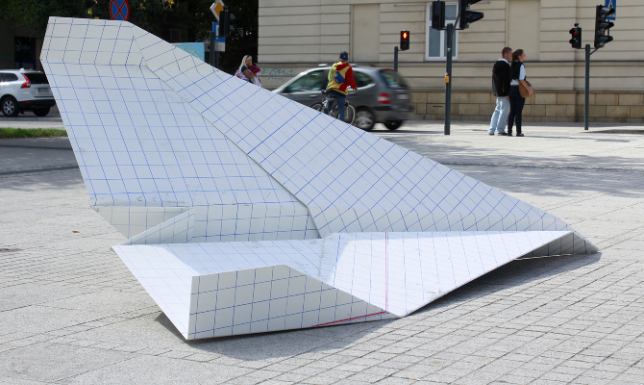 Nowa rzeźba pojawi się na suwalskich bulwarach Muzeum Okręgowe w Suwałkach realizuje Zakup rzeźby Marty Pszonak „Samolot”