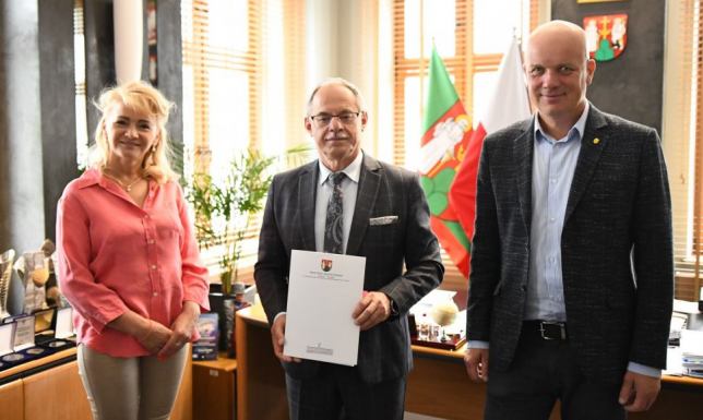 zagospodarowanie terenu pomiędzy ul. 24 Sierpnia a ul. T. Kościuszki