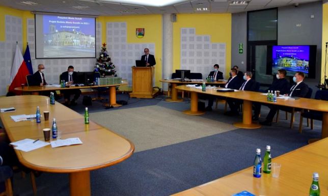 Budżet Suwałk przyjęty bez sprzeciwu