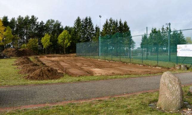 Skatepark i tor rowerowy powstają w Bakałarzewie Koszt inwestycji to ponad pół miliona złotych