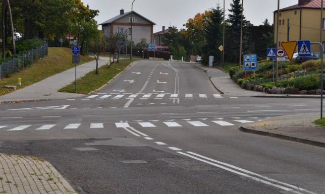 przebudowa skrzyżowania ulic: Wojska Polskiego – Łąkowa – Zastawie