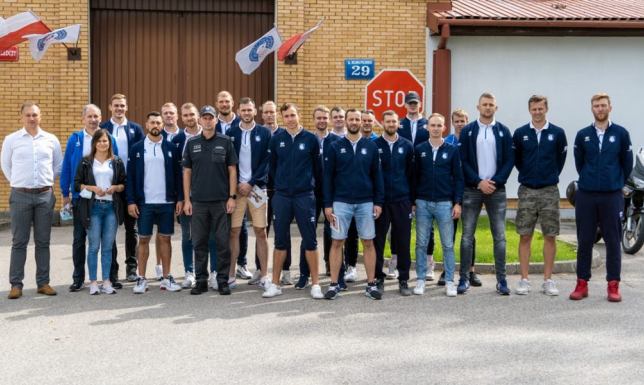 Siatkarze Ślepska Malow Suwałki odwiedzili w czwartek (20.08) Areszt Śledczy w Suwałkach. 