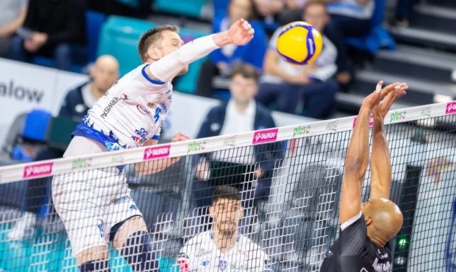 Ślepsk bez punktów na inaugurację sezonu Ślepsk Malow Suwałki - Asseco Resovia Rzeszów 1:3