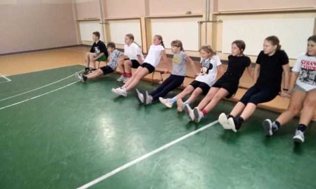 „Żyjmy zdrowo na sportowo 2022” Uczniowski Klub Sportowy „Szelment” z dofinansowanie na sportowy projekt