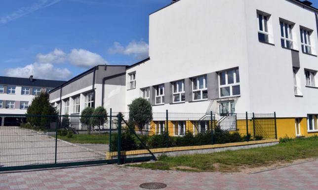 przyszłość pływalni w Szkole Podstawowej nr 10