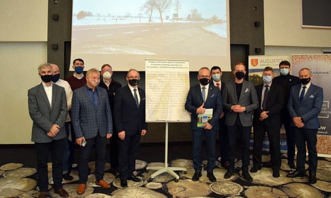 Wspólny głos w walce o budowę drogi wspólne stanowisko w sprawie przebiegu łącznika tras Via Carpatia i Via Baltica