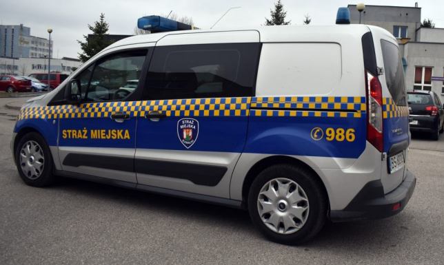  przetarg na dostawę samochodu osobowego specjalistycznego