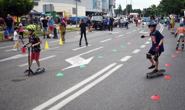 całkowite zamknięcie dla ruchu kołowego ul. gen. J. Dwernickiego