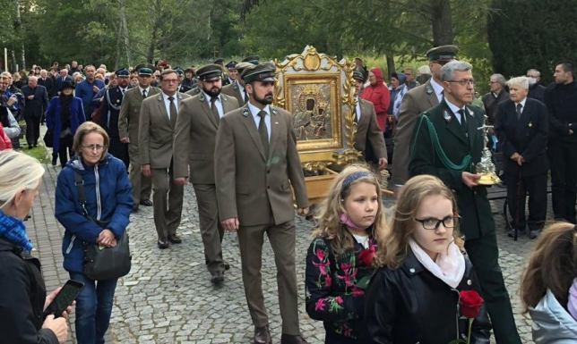 Uroczystości odpustowe w Studzienicznej Uroczystości odpustowe Zesłania Ducha Świętego