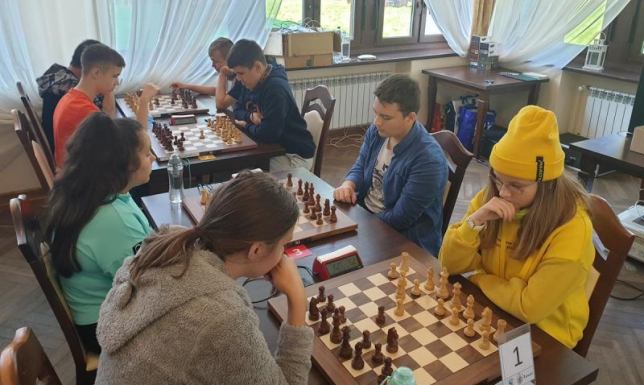 Medale szachistów z Suwałk 