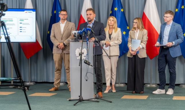 bezpłatny program szkoleniowy z zakresu ochrony dzieci