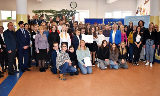 Mini siłownia, kącik relaksacyjny, czy dzień kultury europejskiej