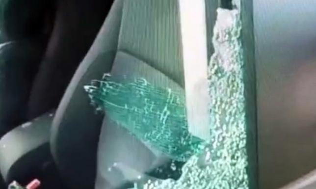 Kobiecie zatrzasnął się samochód z kluczykami i dzieckiem w środku